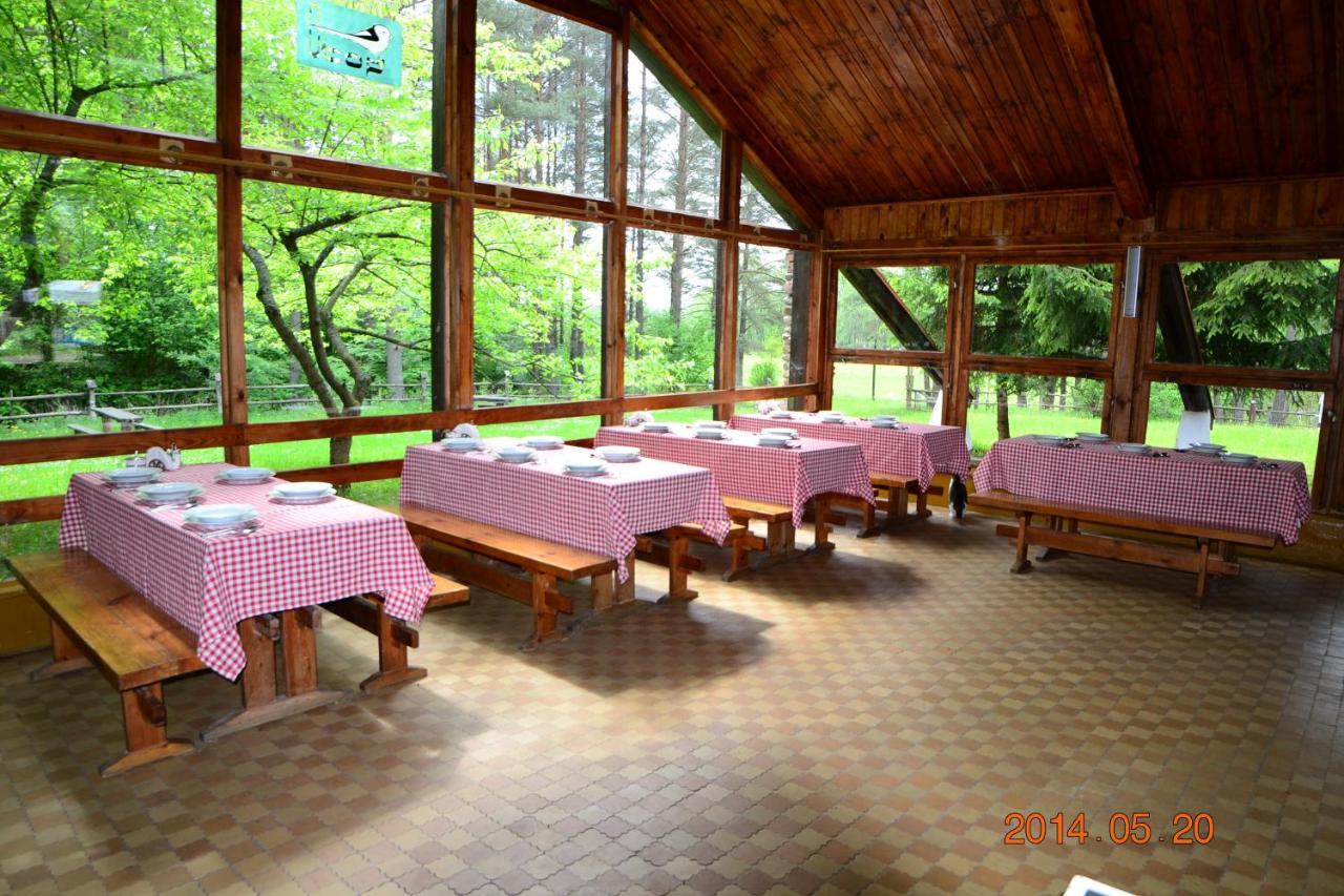 Osrodek Wypoczynkowo-Turystyczny Perla Krutyni Hotel Nowy Most Eksteriør billede